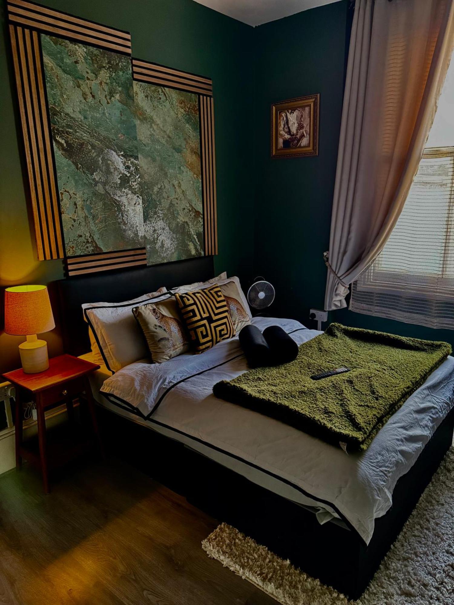 Aimi Luxury Living * Londres